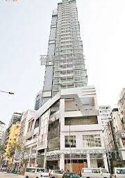 Cite 33 Sell 3 Bedrooms , 1 Bathroom 677 ft²