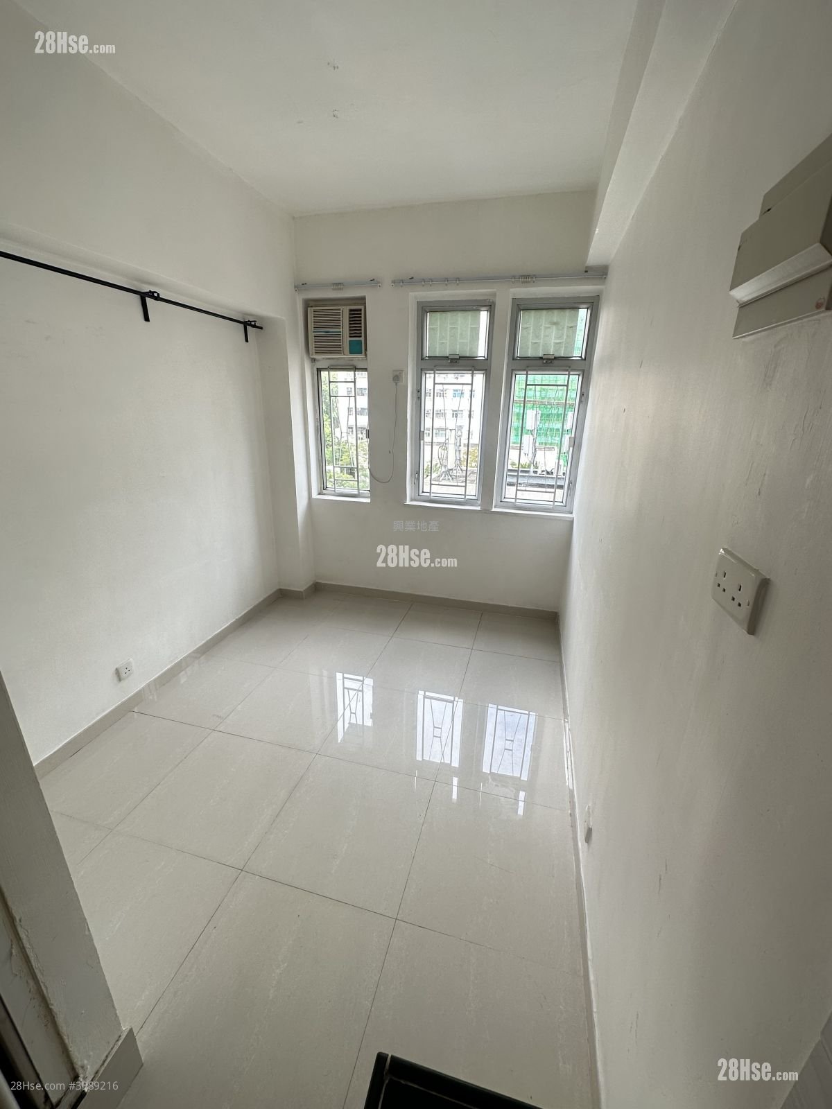 Chi Cheong Building Rental Studio , 1 Bathroom 110 ft²