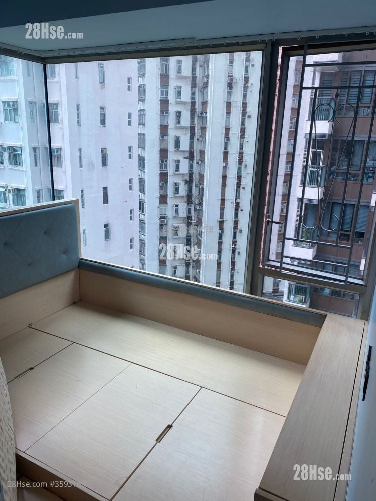Grand Garden Sell 2 Bedrooms , 1 Bathroom 473 ft²