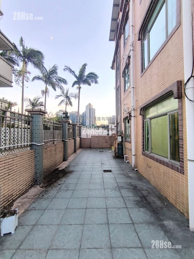 村屋 租盤 3 房 , 1 浴室 700 平方呎 村屋 租盤 3 房 , 1 浴室 700 平方呎