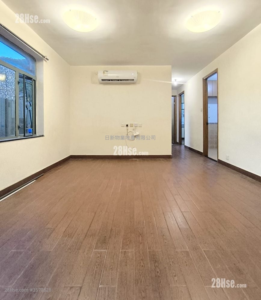 村屋 租盤 3 房 , 1 浴室 700 平方呎 村屋 租盤 3 房 , 1 浴室 700 平方呎