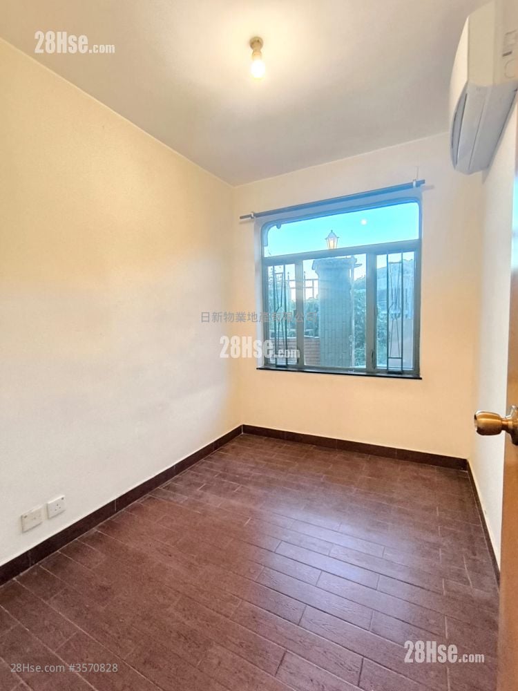 村屋 租盤 3 房 , 1 浴室 700 平方呎 村屋 租盤 3 房 , 1 浴室 700 平方呎