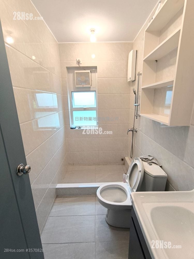 村屋 租盤 3 房 , 1 浴室 700 平方呎 村屋 租盤 3 房 , 1 浴室 700 平方呎