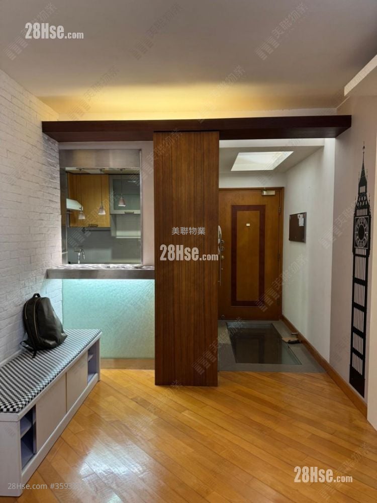 Oscar By The Sea Sell 2 Bedrooms , 1 Bathroom 523 ft²