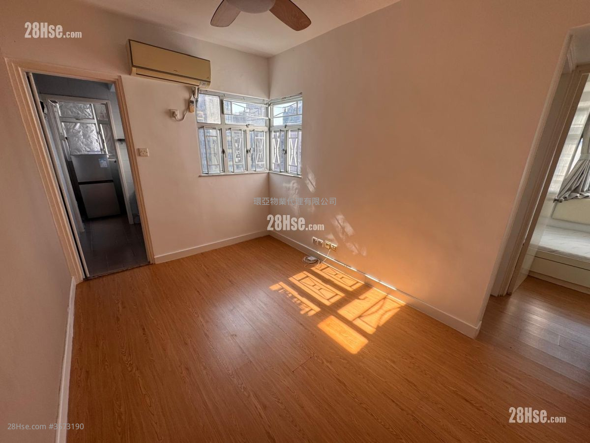 Comfort Court Rental 2 Bedrooms , 1 Bathroom 336 ft²