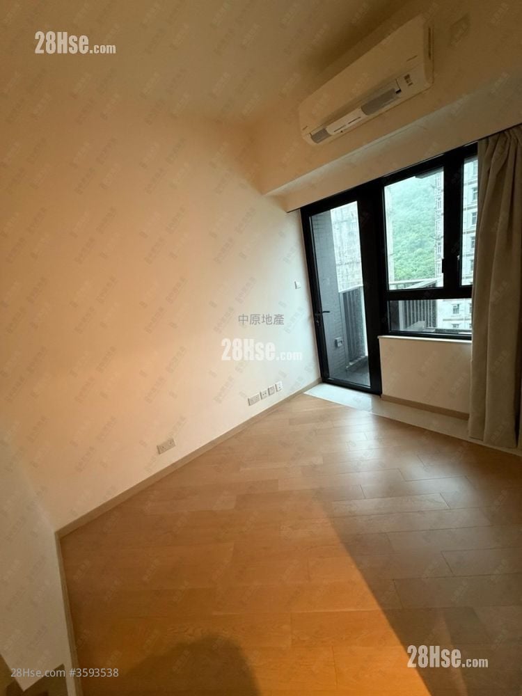 Mount Regency Rental 2 Bedrooms , 1 Bathroom 379 ft²