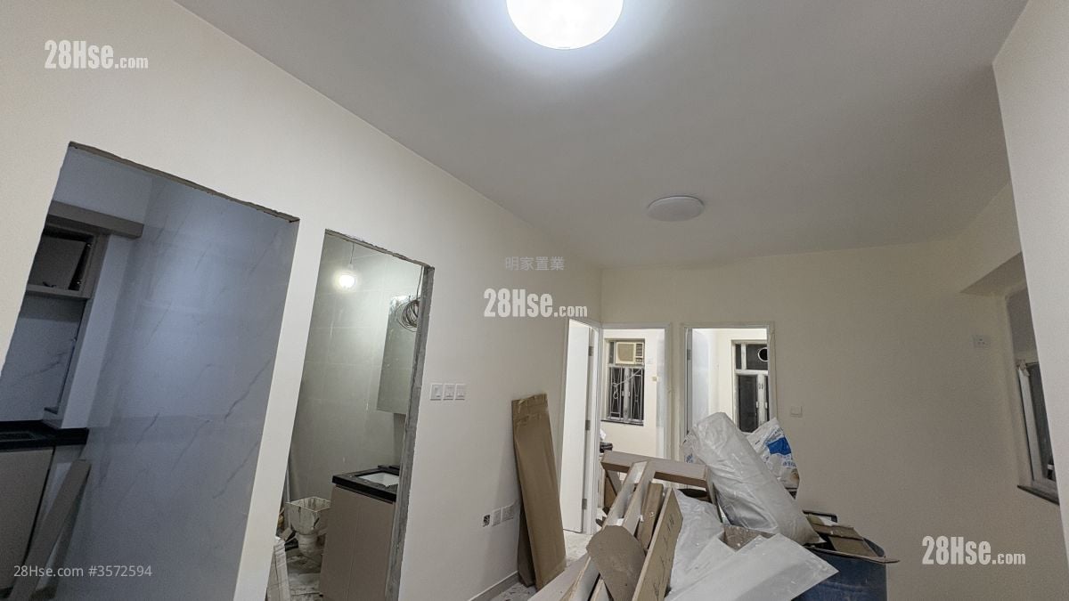 Sun Kong House Rental 3 Bedrooms , 1 Bathroom 417 ft²