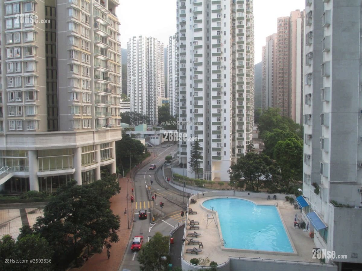 Park Vale Sell 3 Bedrooms , 1 Bathroom
