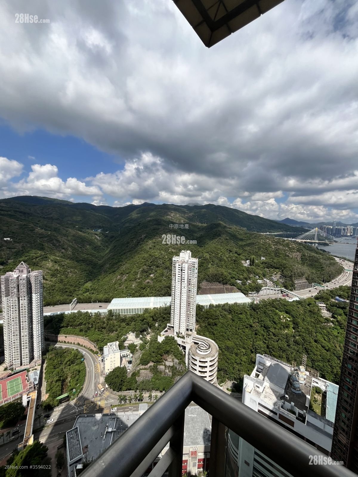 Bellagio Sell 2 Bedrooms , 1 Bathroom 526 ft²
