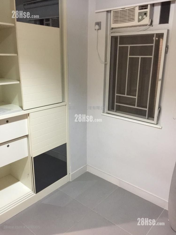 Hong Kong Garden Sell 2 Bedrooms , 1 Bathroom 536 ft² Hong Kong Garden Sell 2 Bedrooms , 1 Bathroom 536 ft²