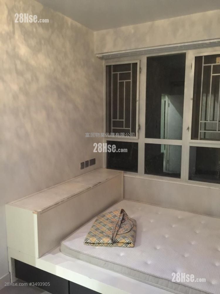 Hong Kong Garden Sell 2 Bedrooms , 1 Bathroom 536 ft² Hong Kong Garden Sell 2 Bedrooms , 1 Bathroom 536 ft²