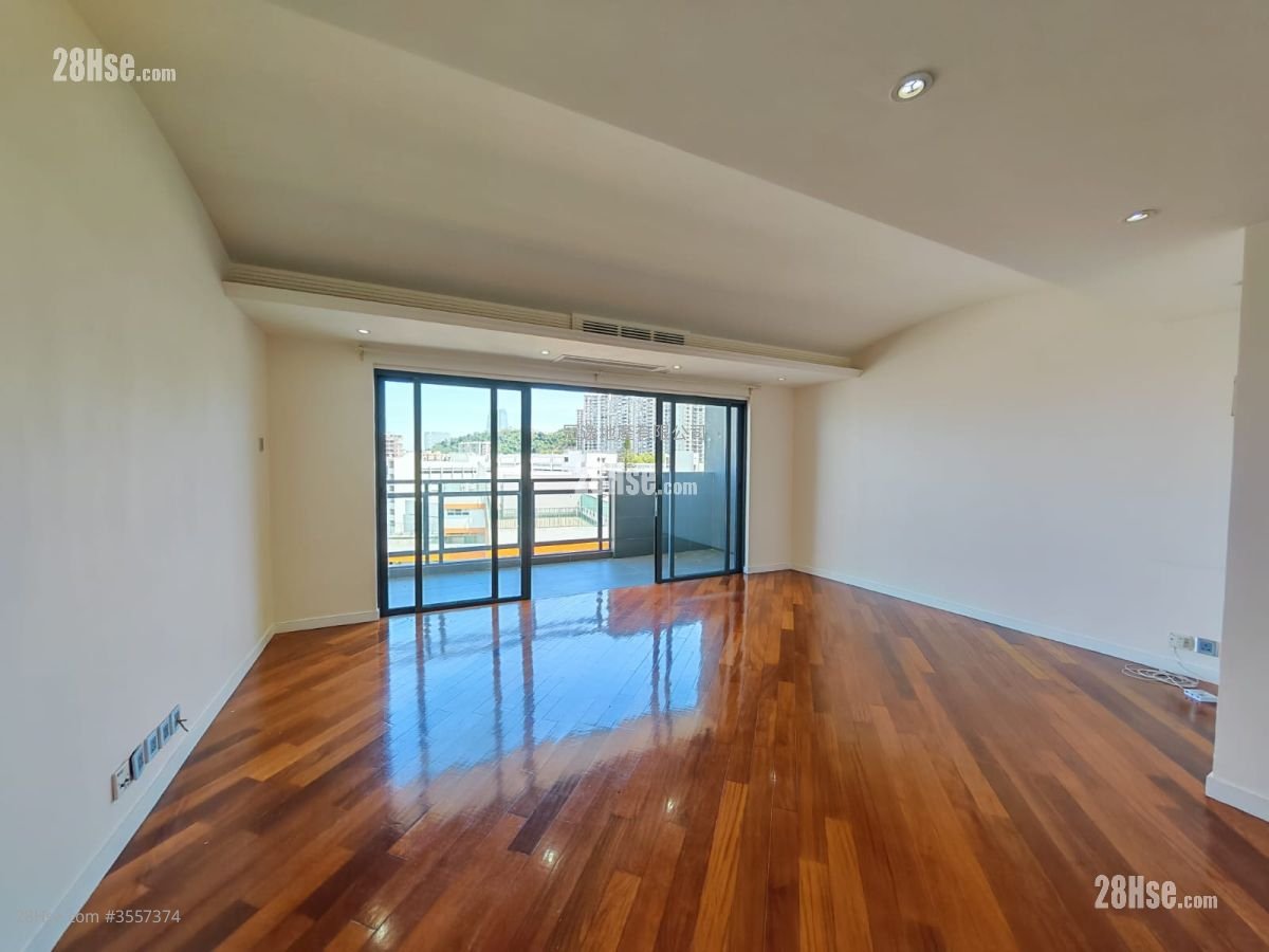 云峰大厦 租盘 3 房 , 2 浴室 1,407 平方尺