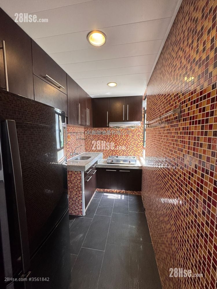 Heng Fa Chuen Sell 2 Bedrooms , 1 Bathroom 499 ft² Heng Fa Chuen Sell 2 Bedrooms , 1 Bathroom 499 ft²