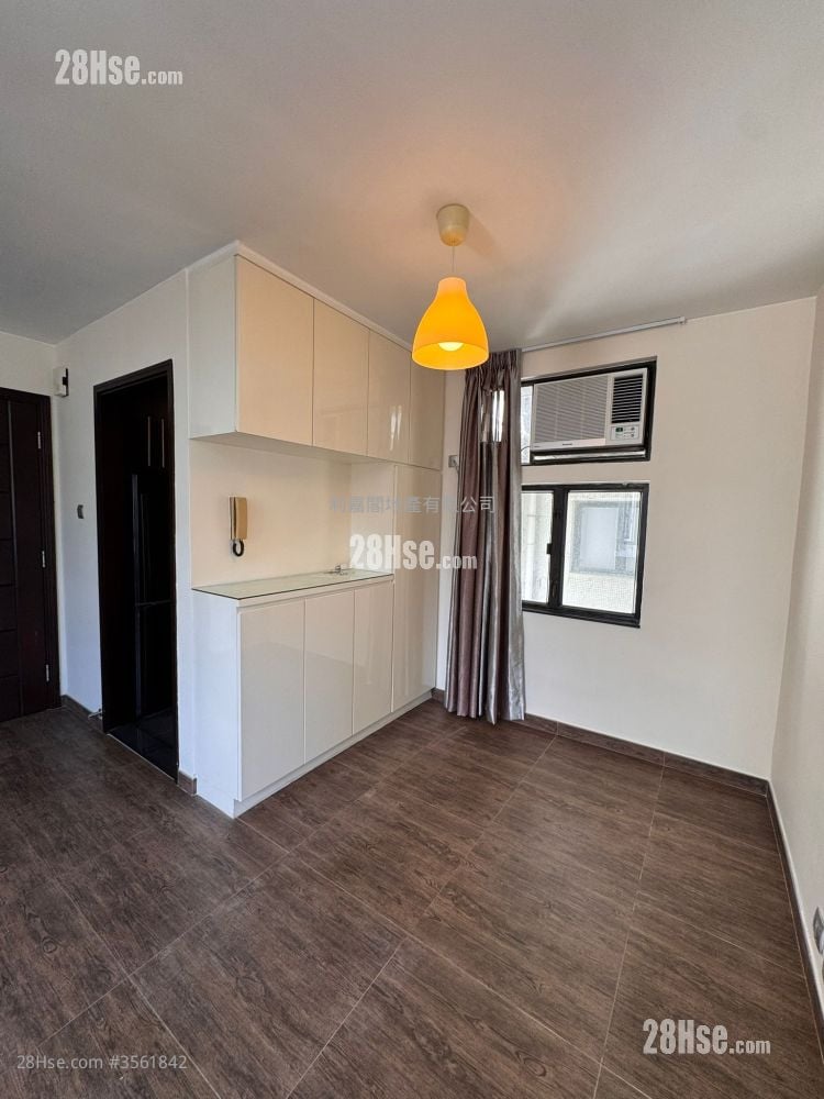 Heng Fa Chuen Sell 2 Bedrooms , 1 Bathroom 499 ft² Heng Fa Chuen Sell 2 Bedrooms , 1 Bathroom 499 ft²