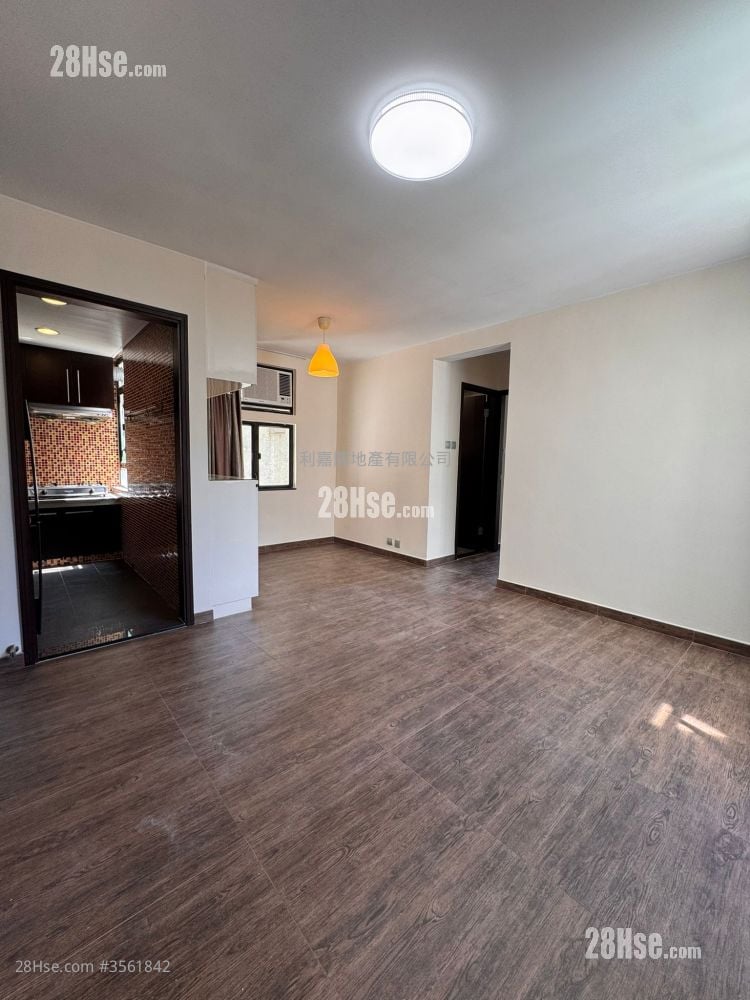 Heng Fa Chuen Sell 2 Bedrooms , 1 Bathroom 499 ft² Heng Fa Chuen Sell 2 Bedrooms , 1 Bathroom 499 ft²