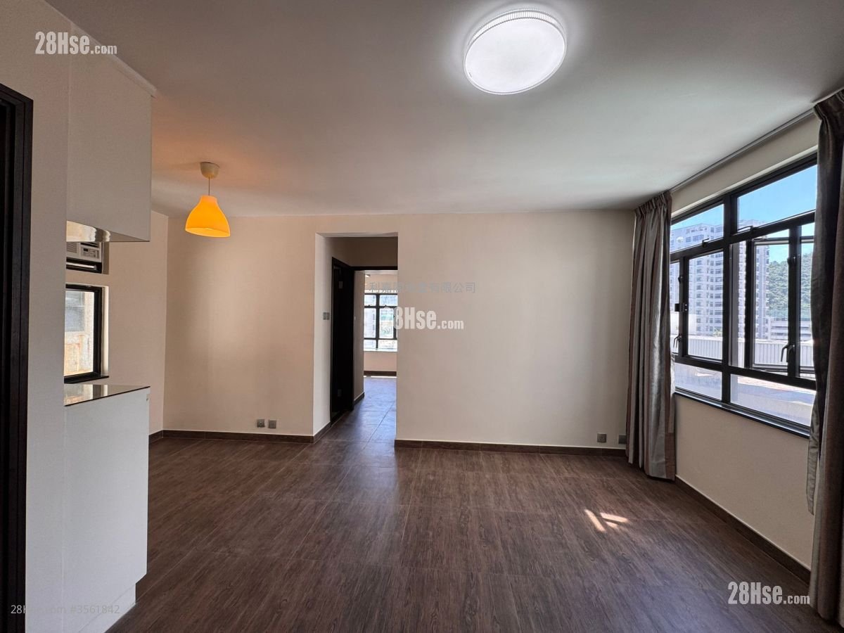 Heng Fa Chuen Sell 2 Bedrooms , 1 Bathroom 499 ft² Heng Fa Chuen Sell 2 Bedrooms , 1 Bathroom 499 ft²