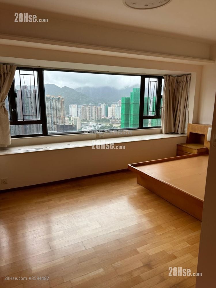 Shatin 33 Rental 4 Bedrooms , 2 Bathrooms 1,492 ft²