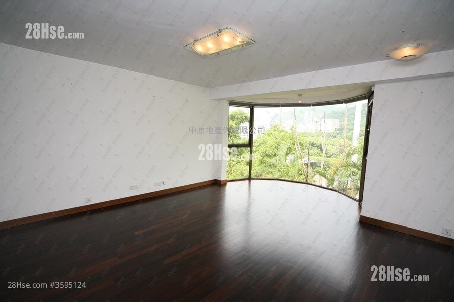 Goldson Place Sell 3 Bedrooms 1,408 ft²