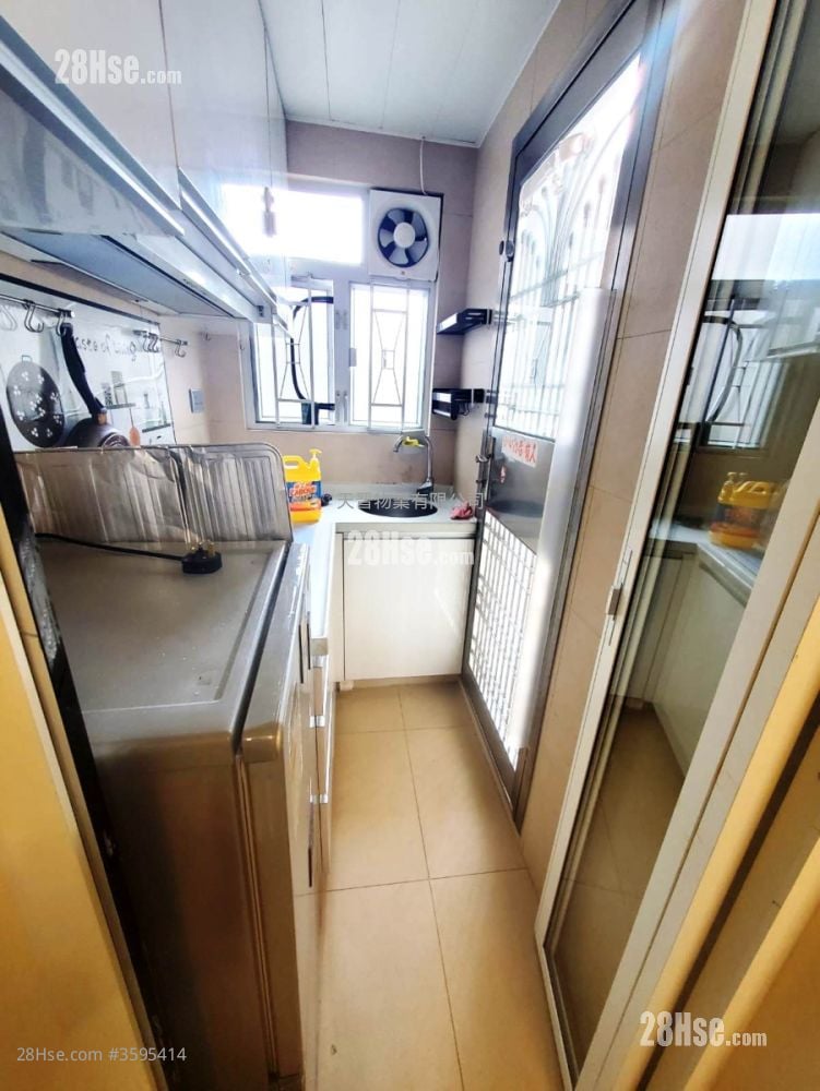 嘉威阁 售盘 2 房 , 1 浴室 286 平方尺 嘉威阁 售盘 2 房 , 1 浴室 286 平方尺