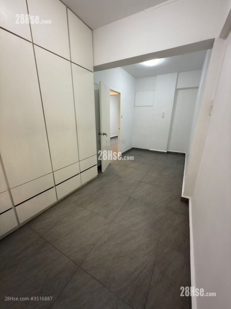 290 Lockhart Road Rental 2 Bedrooms , 1 Bathroom 524 ft²