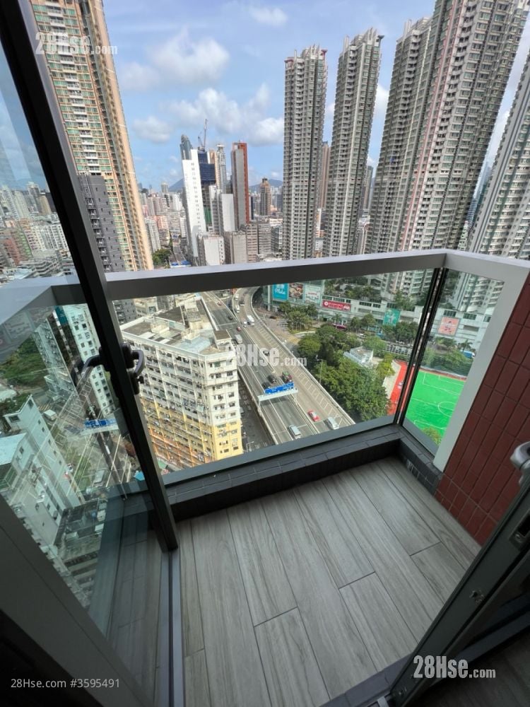 Park One Sell 2 Bedrooms 367 ft²