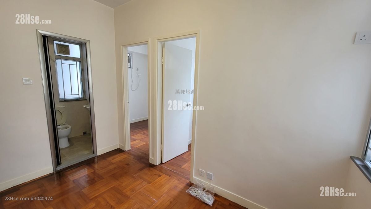 Grandview Garden Sell 2 Bedrooms , 1 Bathroom 305 ft²