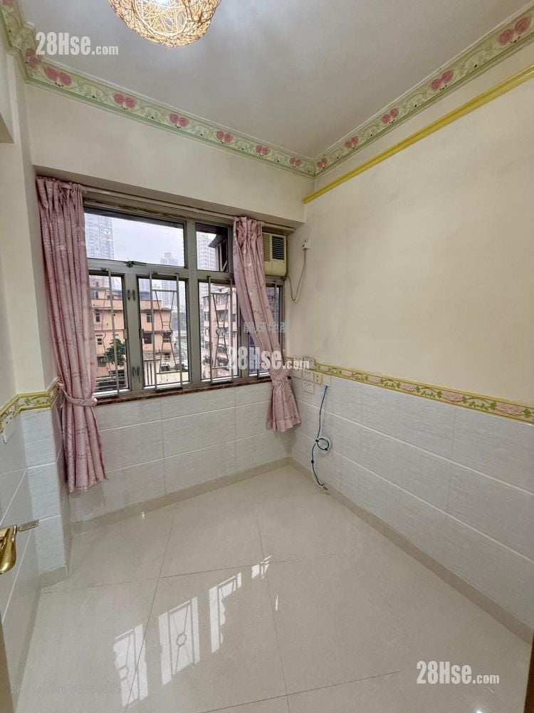 Hing Wah Building Rental 2 Bedrooms , 1 Bathroom