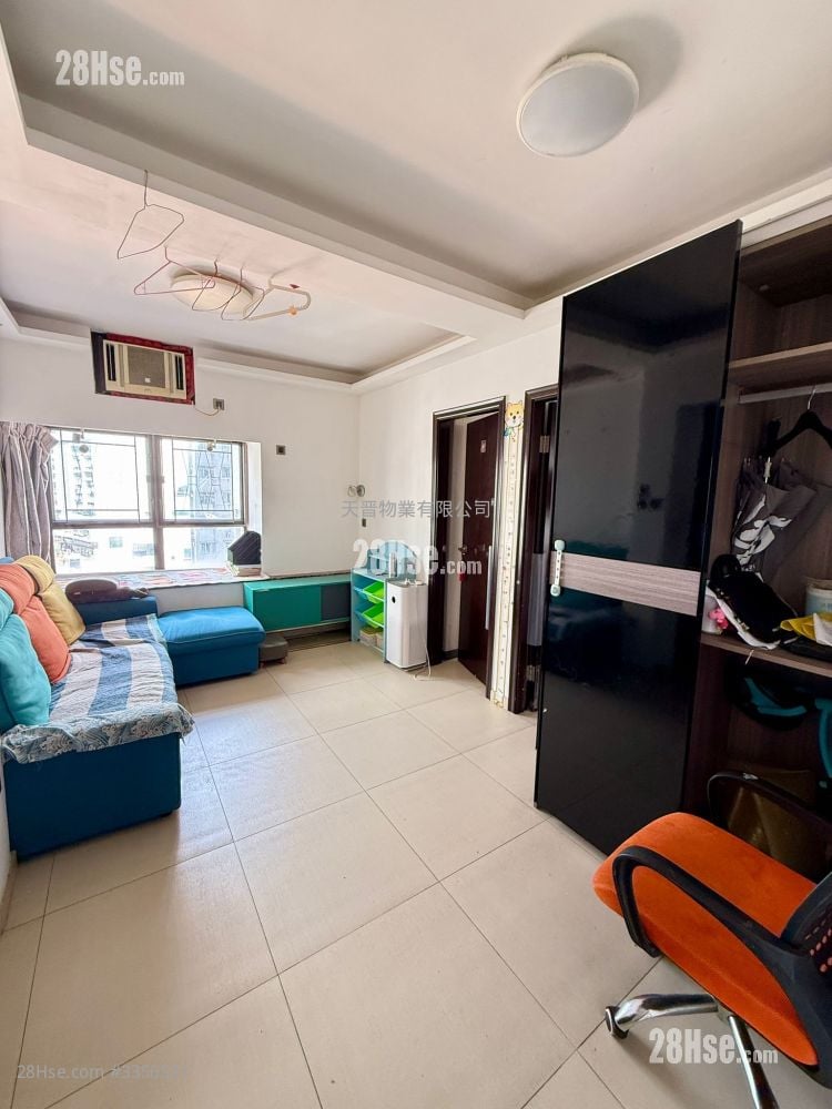 Billion Court Rental 2 Bedrooms , 1 Bathroom 384 ft²