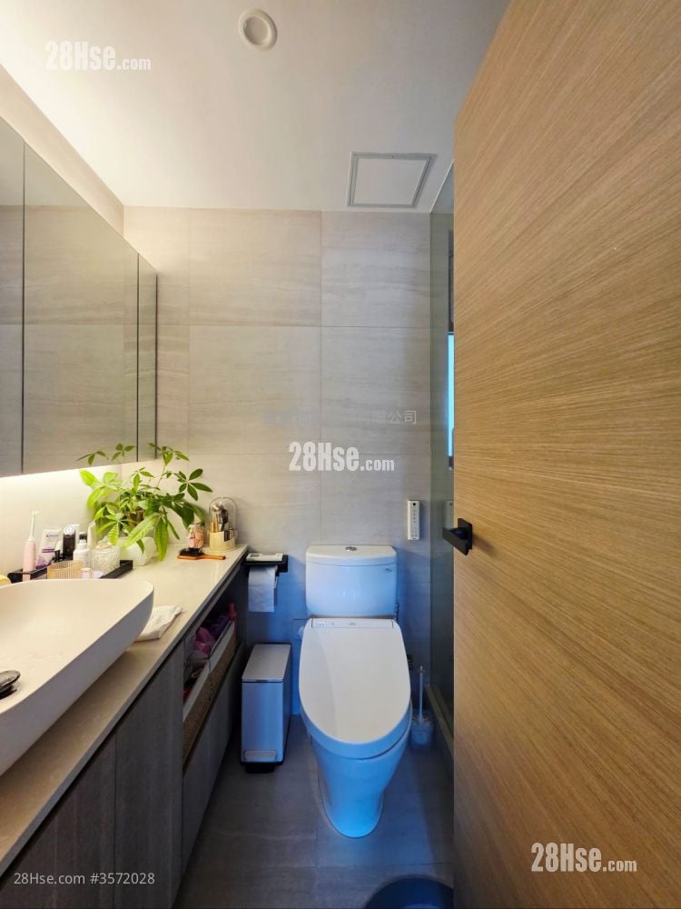 bathroom: Illumination Terrace Sell 2 Bedrooms , 1 Bathroom 616 ft² bathroom: Illumination Terrace Sell 2 Bedrooms , 1 Bathroom 616 ft²