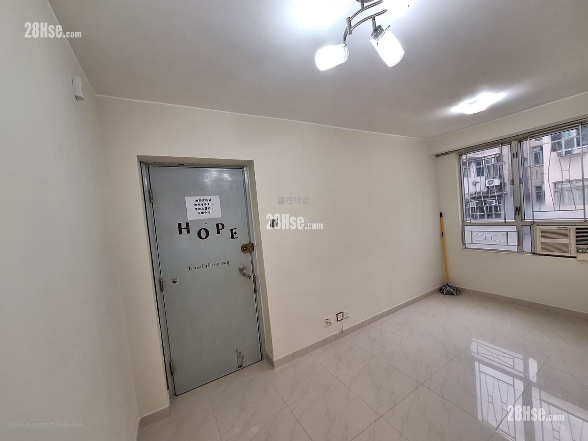 Crayon Building Rental 1 Bedroom , 1 Bathroom 224 ft²