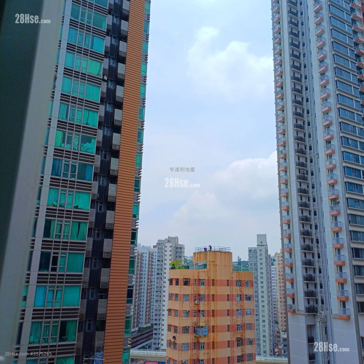 康华大厦 售盘 开放式间隔 , 1 浴室 260 平方尺 康华大厦 售盘 开放式间隔 , 1 浴室 260 平方尺