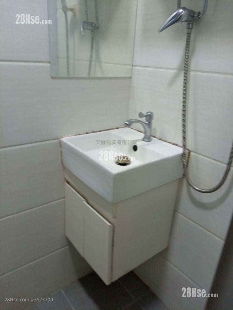 Tuen Mun Centre Rental Studio , 1 Bathroom 110 ft² Tuen Mun Centre Rental Studio , 1 Bathroom 110 ft²