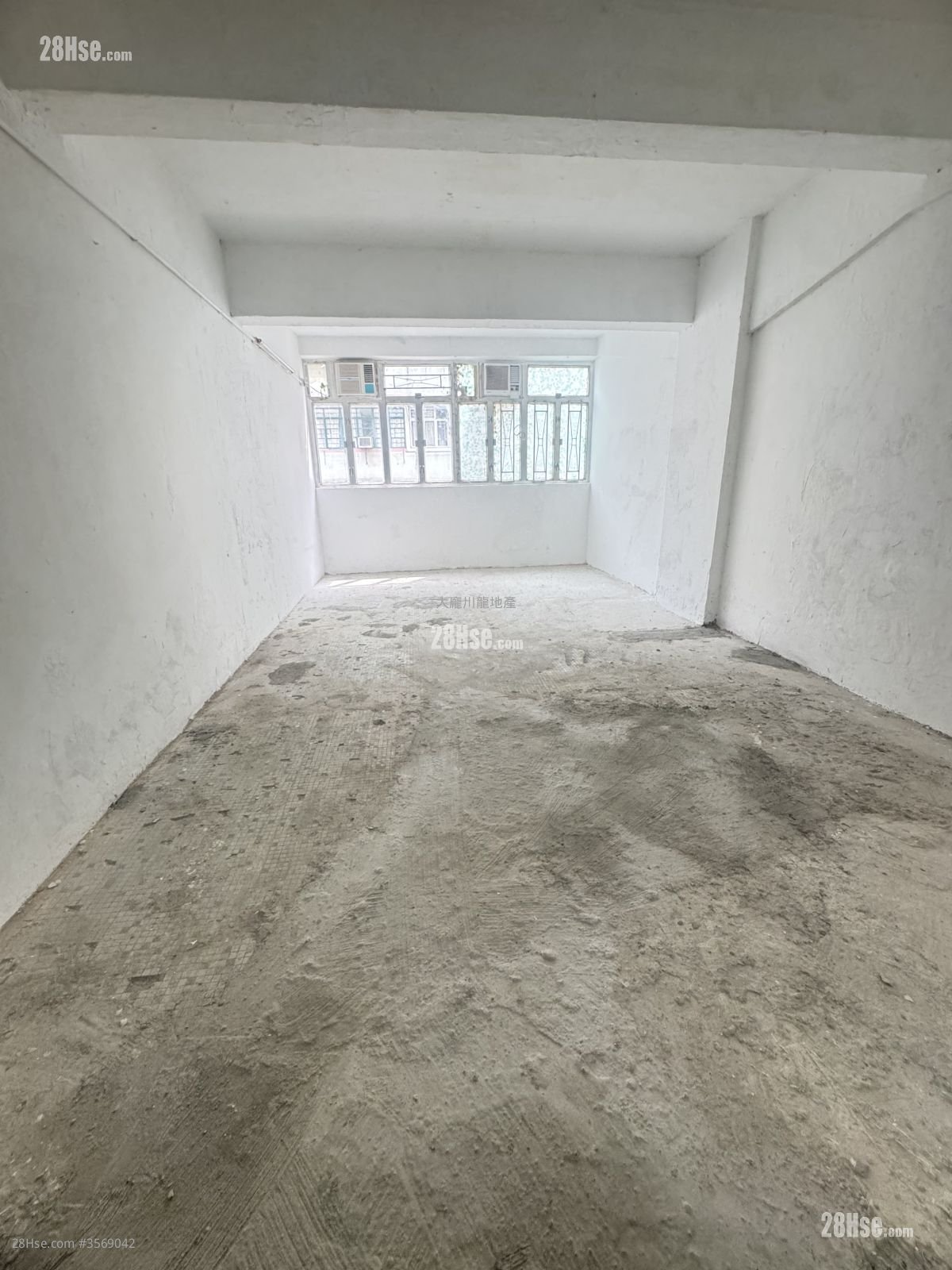 Cheung On Building Sell 396 ft²