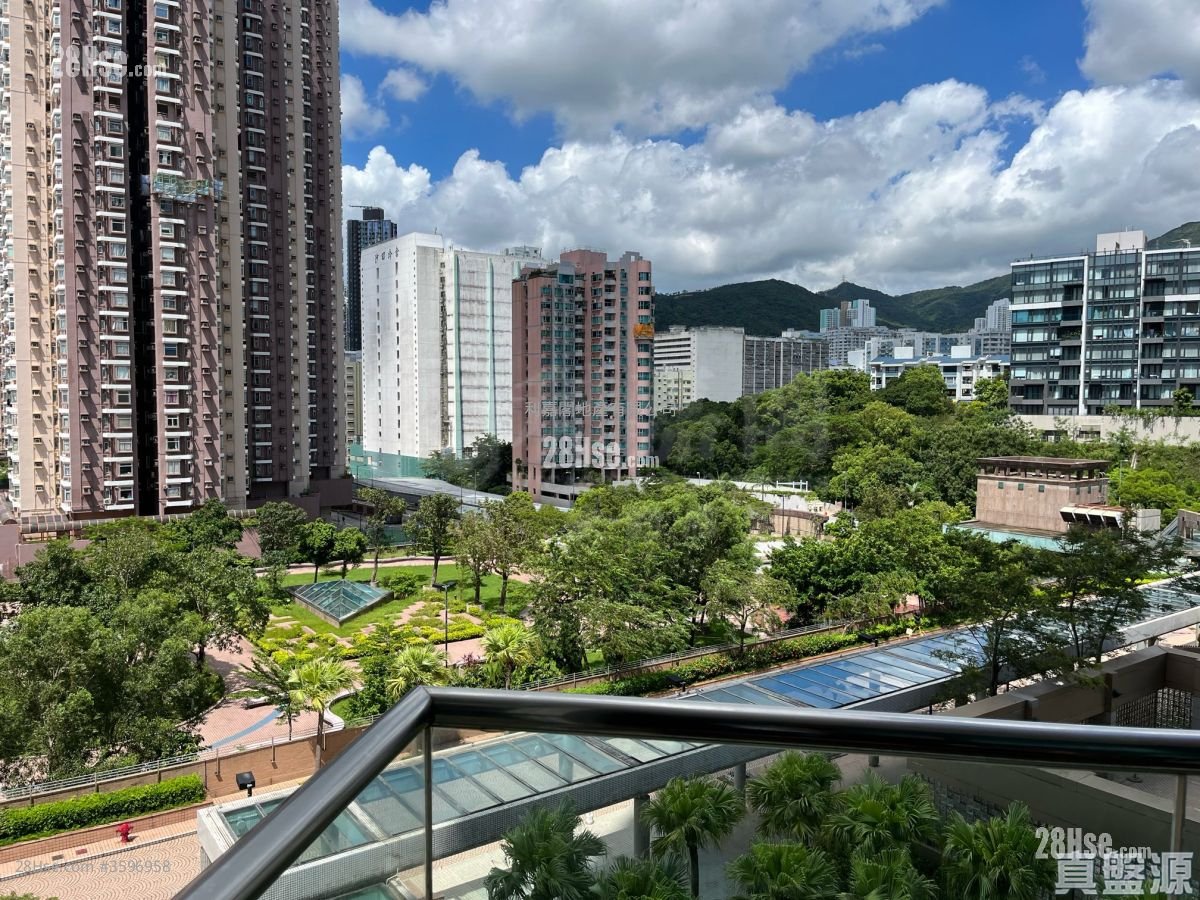 Royal Ascot Sell 3 Bedrooms 1,041 ft²