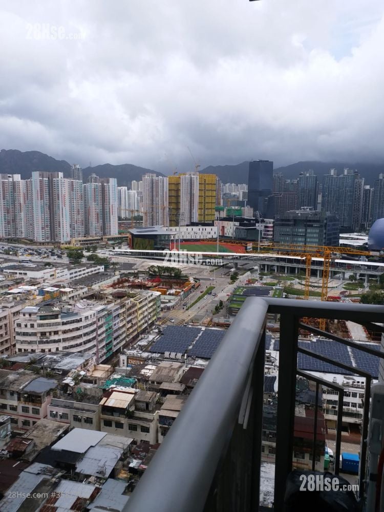Grand Waterfront Rental 2 Bedrooms , 1 Bathroom 360 ft²