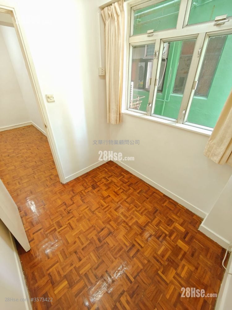 彌敦道大樓 租盤 2 房 , 1 浴室 322 平方呎 彌敦道大樓 租盤 2 房 , 1 浴室 322 平方呎