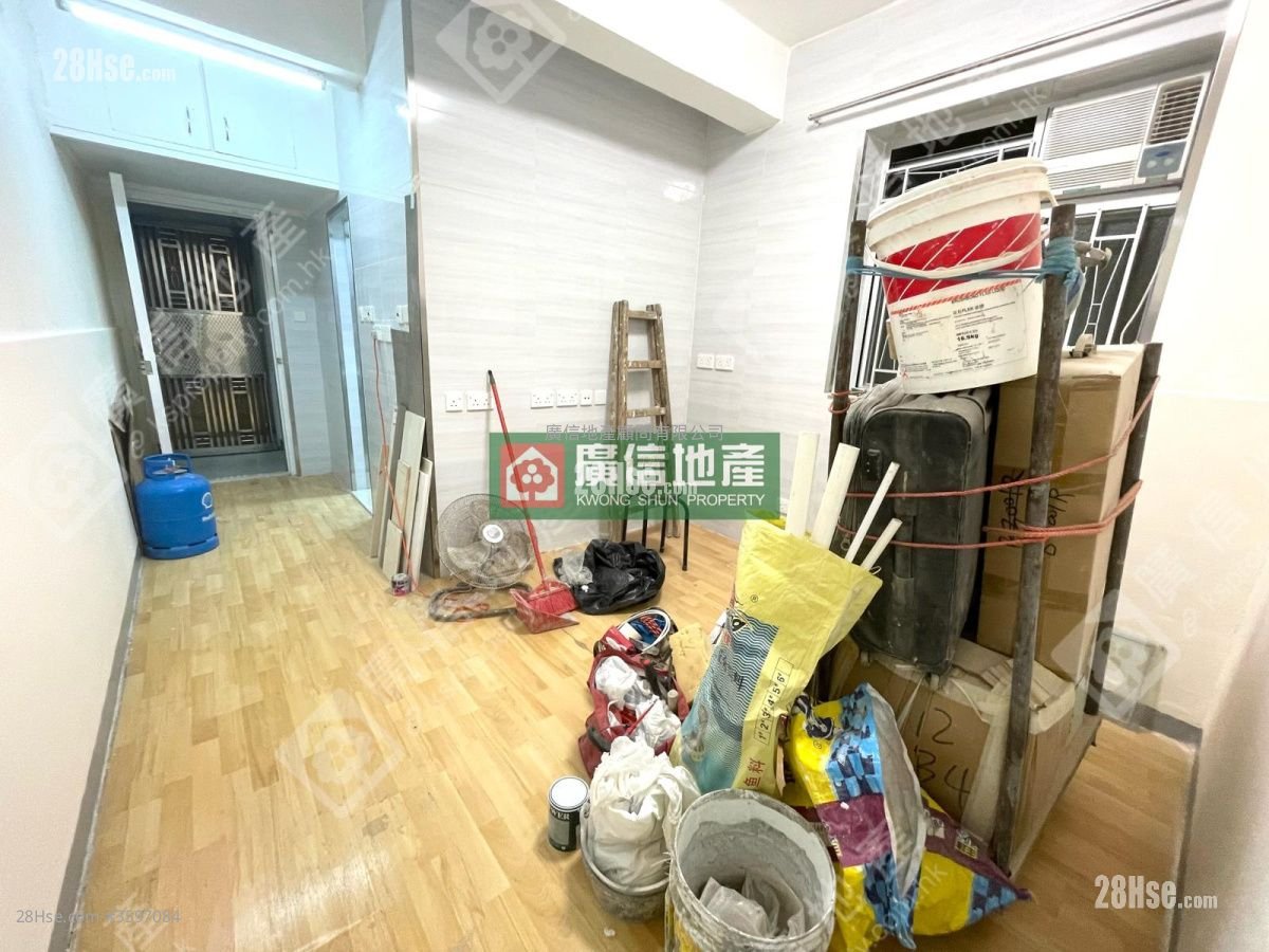 中原楼 租盘 2 房 , 1 浴室 403 平方尺