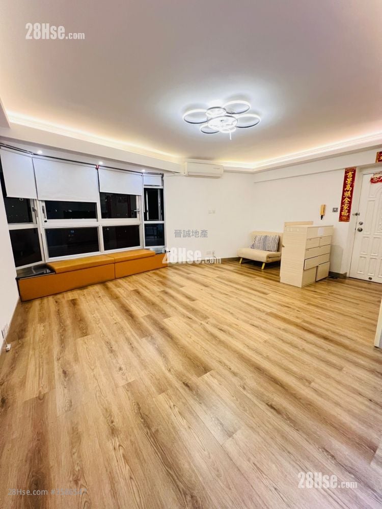Hong Kong Garden Rental 3 Bedrooms , 2 Bathrooms 947 ft²
