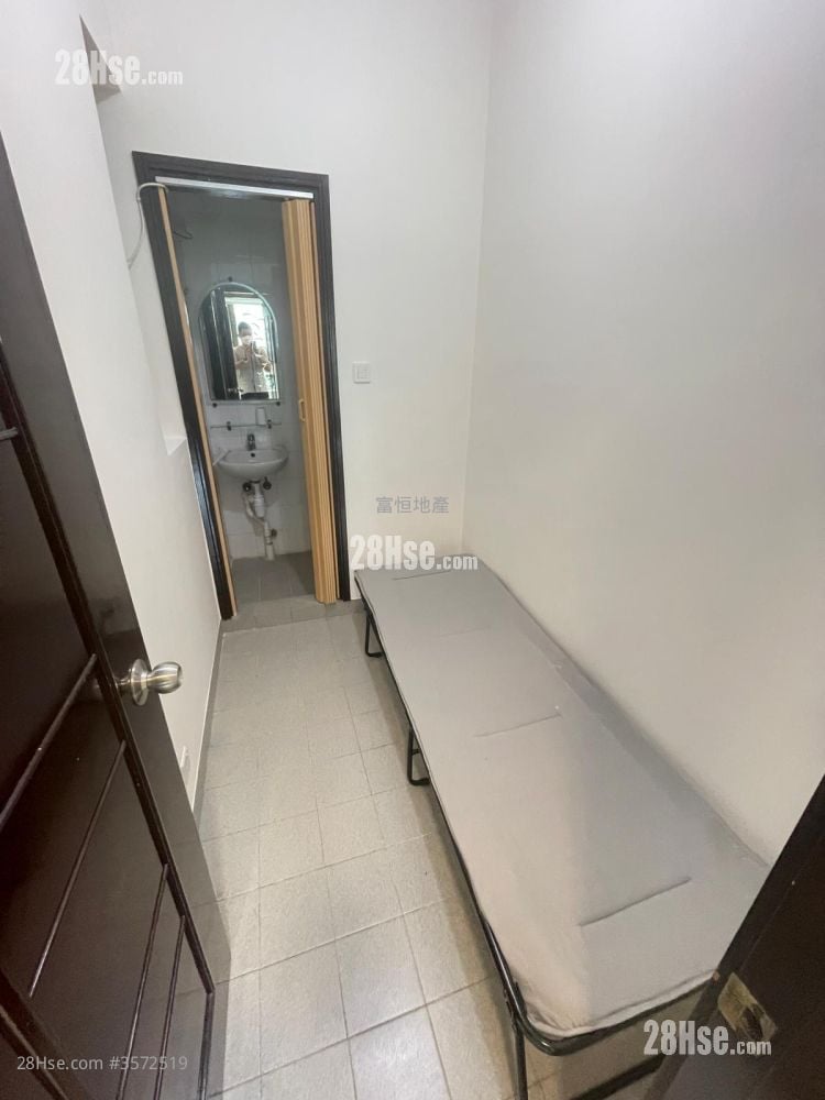 半岛豪庭 售盘 4 房 , 2 浴室 922 平方尺 半岛豪庭 售盘 4 房 , 2 浴室 922 平方尺