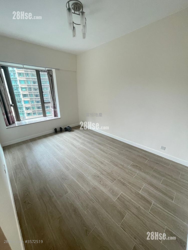 半岛豪庭 售盘 4 房 , 2 浴室 922 平方尺 半岛豪庭 售盘 4 房 , 2 浴室 922 平方尺