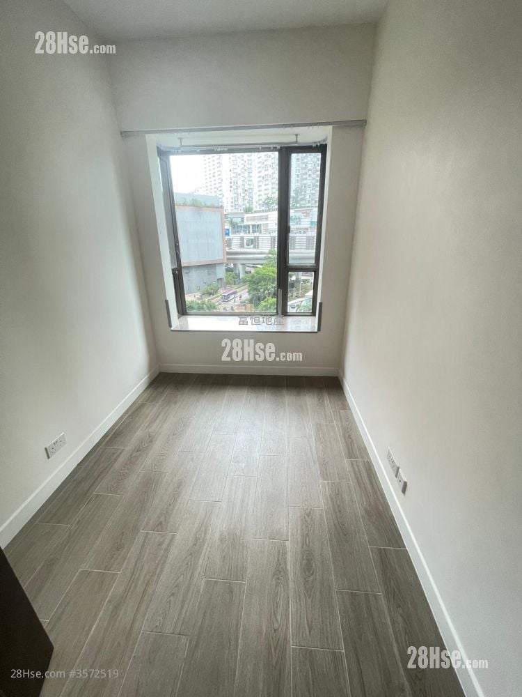 半岛豪庭 售盘 4 房 , 2 浴室 922 平方尺 半岛豪庭 售盘 4 房 , 2 浴室 922 平方尺