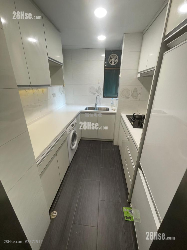 半岛豪庭 售盘 4 房 , 2 浴室 922 平方尺 半岛豪庭 售盘 4 房 , 2 浴室 922 平方尺