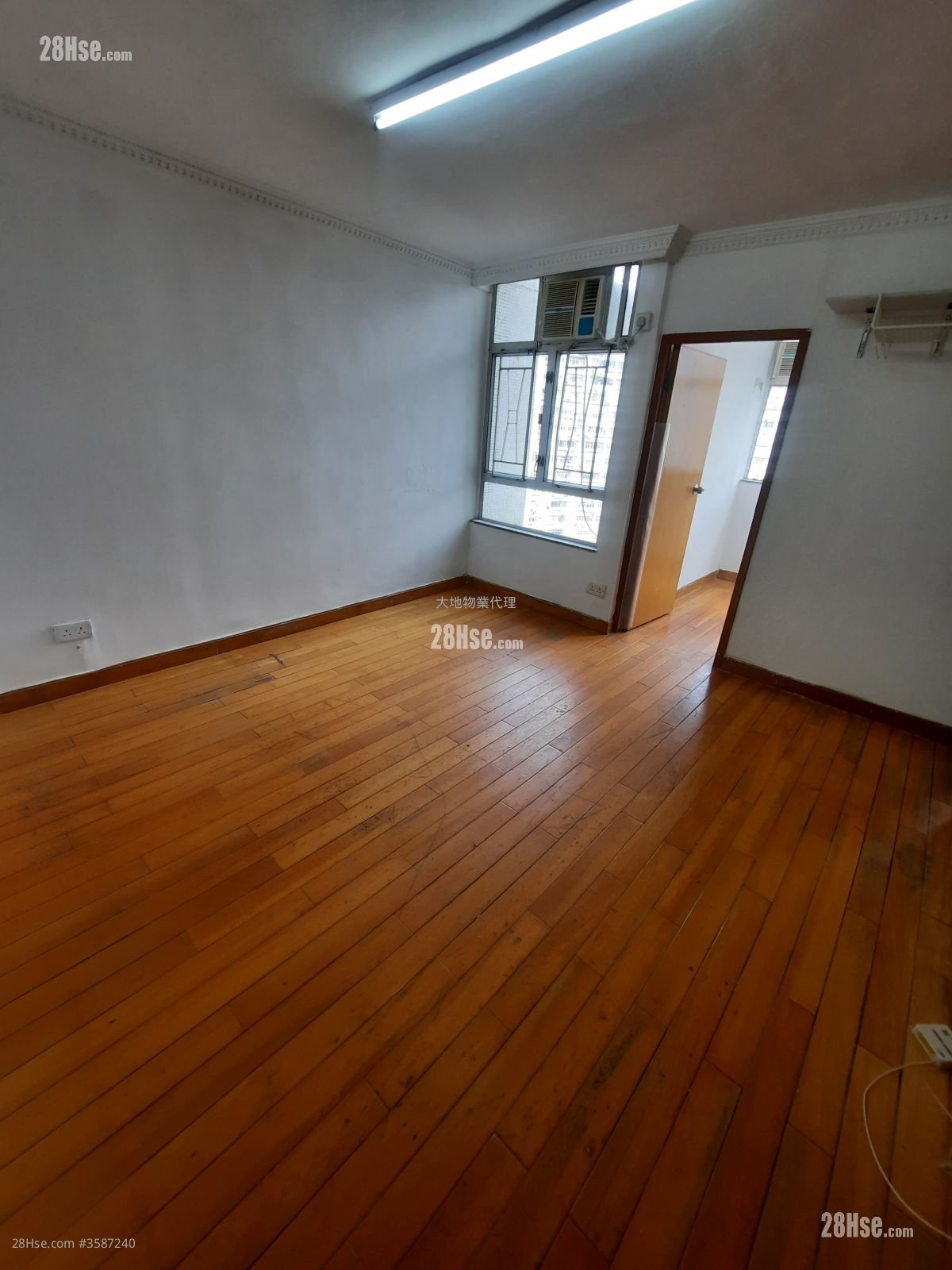 Long Ping Estate Rental 2 Bedrooms , 1 Bathroom 381 ft²