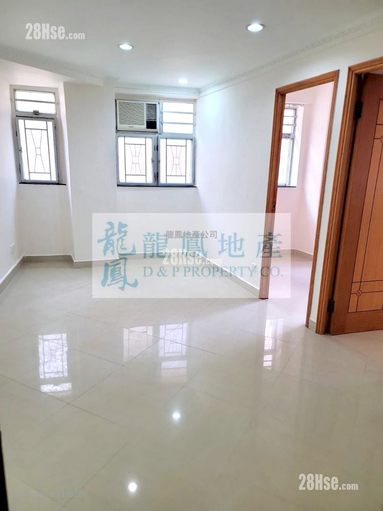 Cheong Fung Mansion Sell 2 Bedrooms , 1 Bathroom 353 ft²