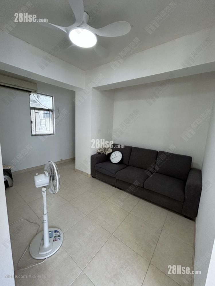 Hang Fat Mansion Sell 2 Bedrooms , 1 Bathroom 405 ft²