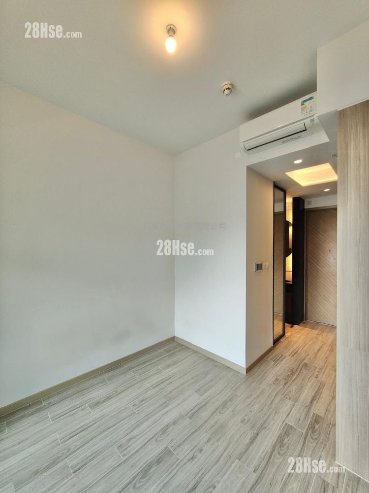 Novum East Sell Studio , 1 Bathroom 219 ft² Novum East Sell Studio , 1 Bathroom 219 ft²