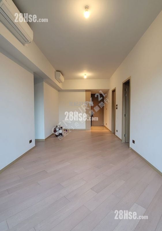 St. Michel Rental 3 Bedrooms , 2 Bathrooms 974 ft²