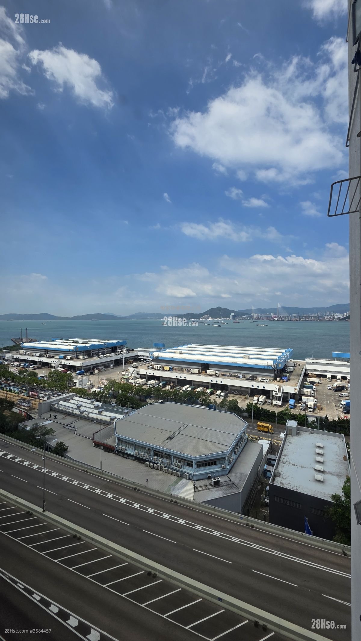Fung Shing Building Rental 2 Bedrooms , 1 Bathroom 391 ft²