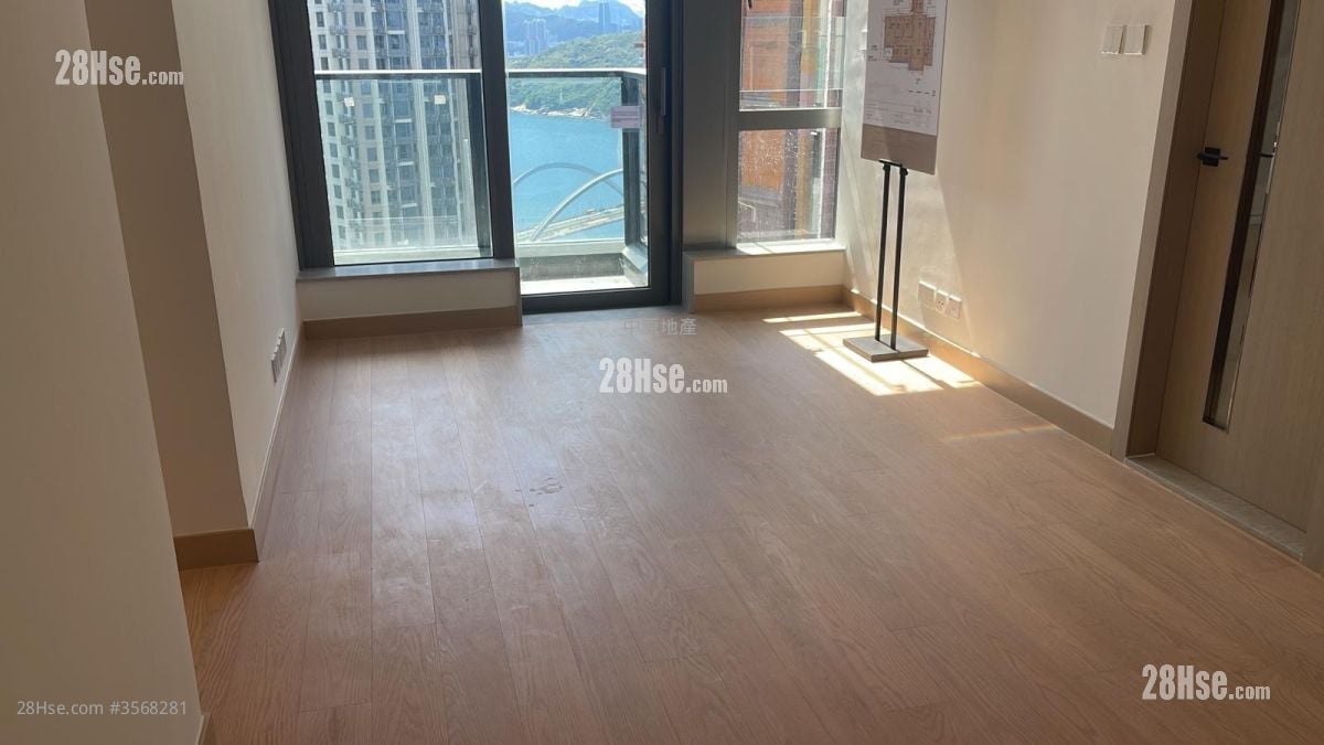 Seasons Place 售盤 1 房 323 平方呎 Seasons Place 售盤 1 房 323 平方呎