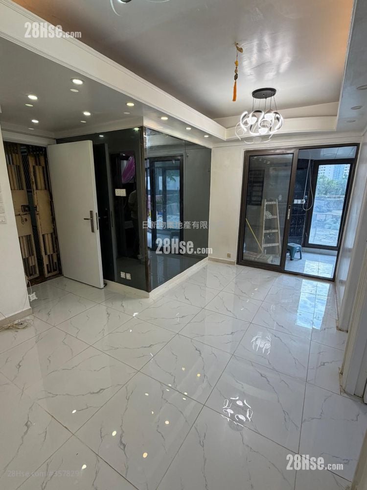 Kim Bo Building Rental 2 Bedrooms , 1 Bathroom 328 ft²